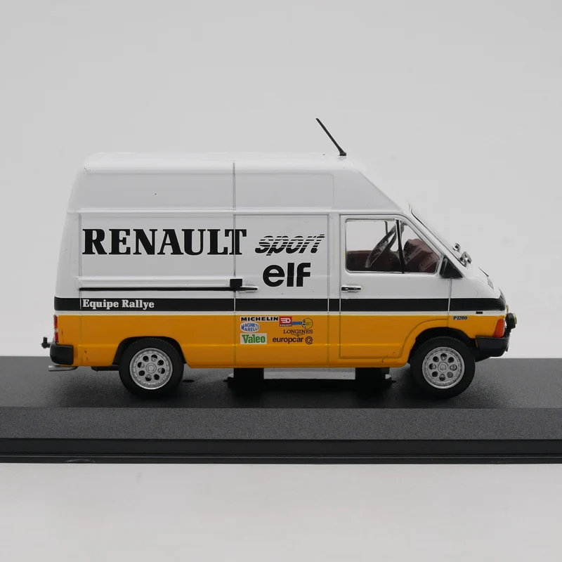 Renault Trafic 1984 Rally Support Model 1:43 Scale 3 Renault Trafic 1984 Rally Support Model 1:43 Scale - Image 3