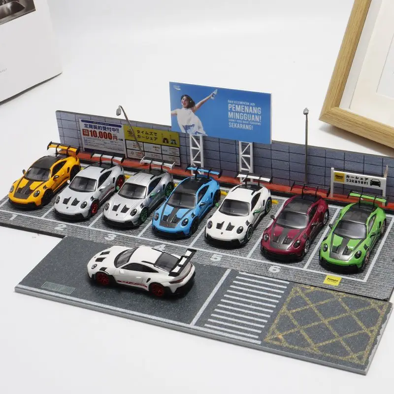 Miniature Porsche 911 992 GT3 RS Roadster Model 2 Miniature Porsche 911 992 GT3 RS Roadster Model - Image 2