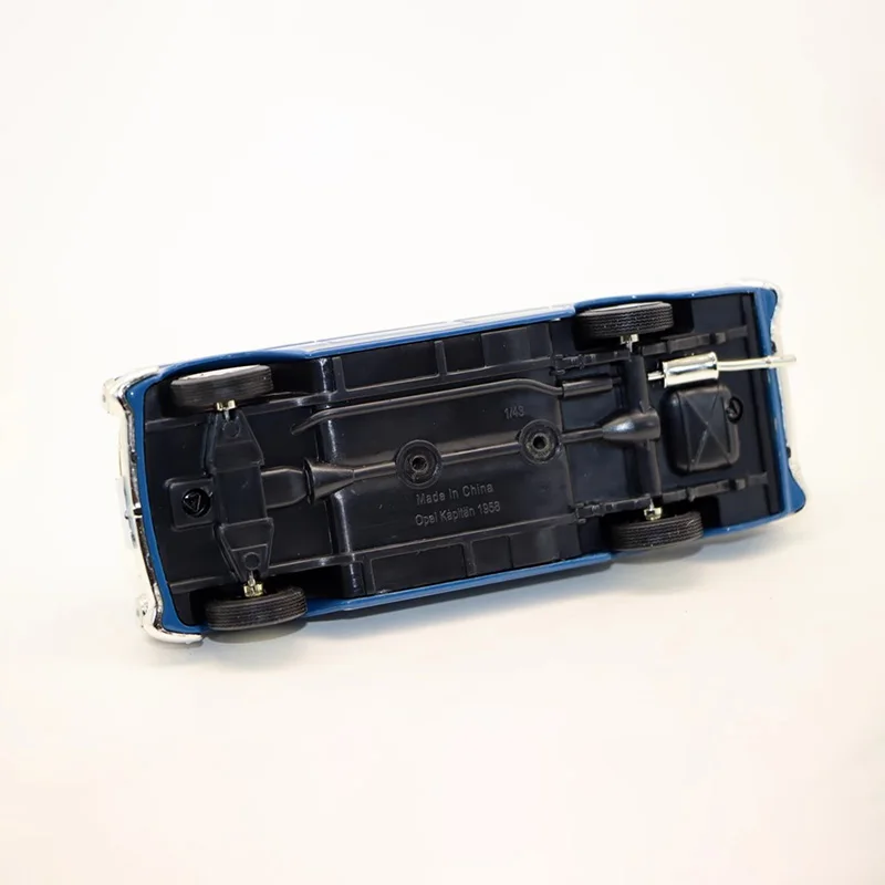 1:43 Opel Kapitän PI Vintage Car Model 5 1:43 Opel Kapitän PI Vintage Car Model - Image 5