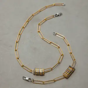 Sf9133f49e5184c15b6f9d71c22d81de1t