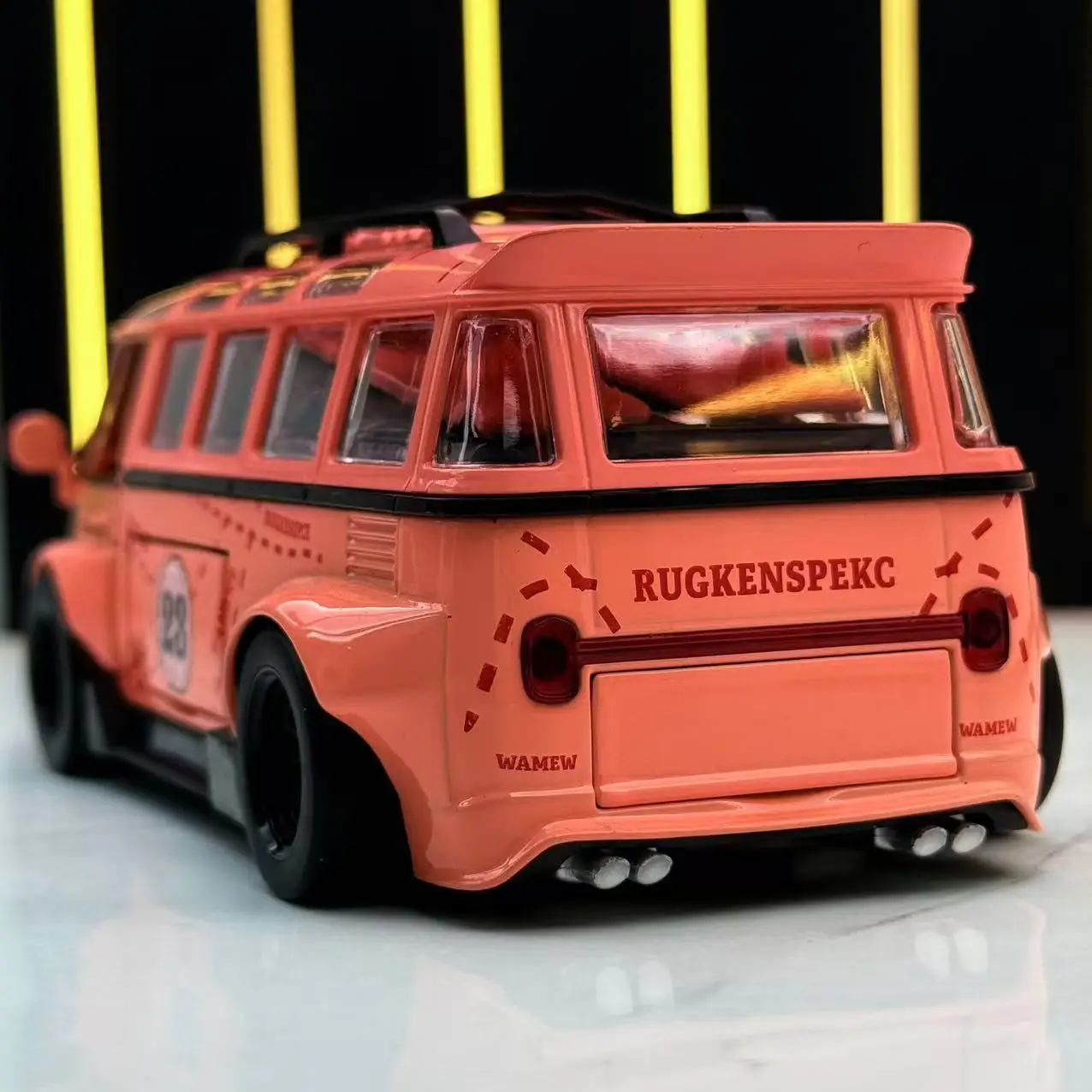 Pink Volkswagen T1 Bus Diecast Model 1:32 Scale 2 Pink Volkswagen T1 Bus Diecast Model 1:32 Scale - Image 2