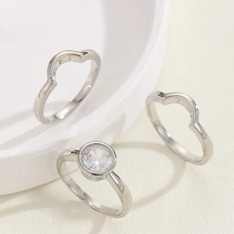 Elegant Silver and Gold Fashion Ring Set 3 Elegant Silver and Gold Fashion Ring Set - Image 3