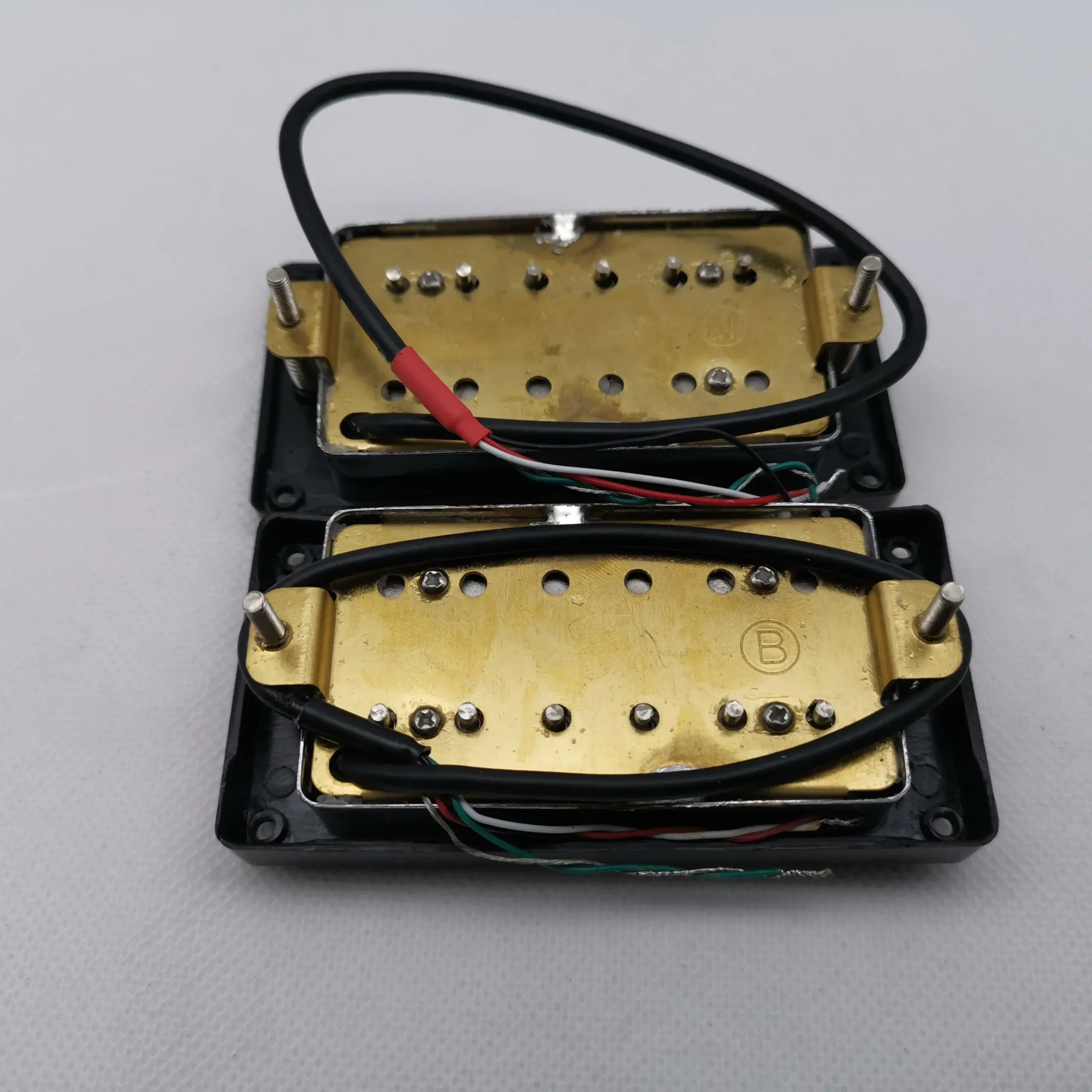 Wilkinson Ceramic Humbucker Pickup Set for Guitars 6 Wilkinson Ceramic Humbucker Pickup Set for Guitars - Image 6