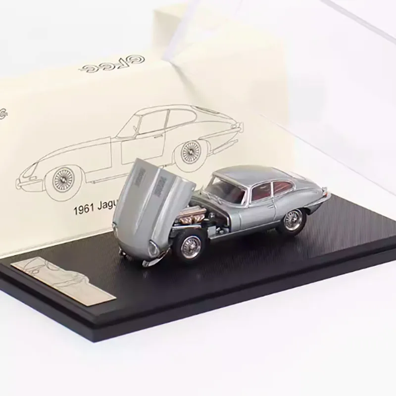 1961 Jaguar E-Type Diecast Model 1/64 Scale 8 1961 Jaguar E-Type Diecast Model 1/64 Scale - Image 8