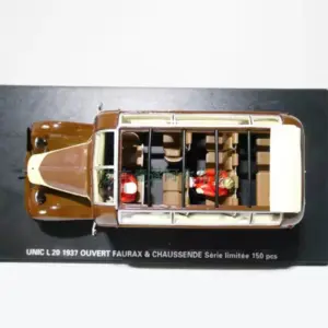 1937 UNIC L20 Vintage Bus Model for Collectors 10 Sfb6a14513e354d6989793b3ce0665988V
