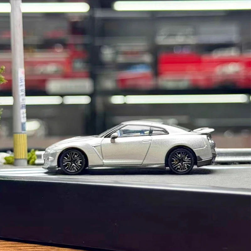 Silver GTR R35 diecast model 1:64 scale 5 Silver GTR R35 diecast model 1:64 scale - Image 5
