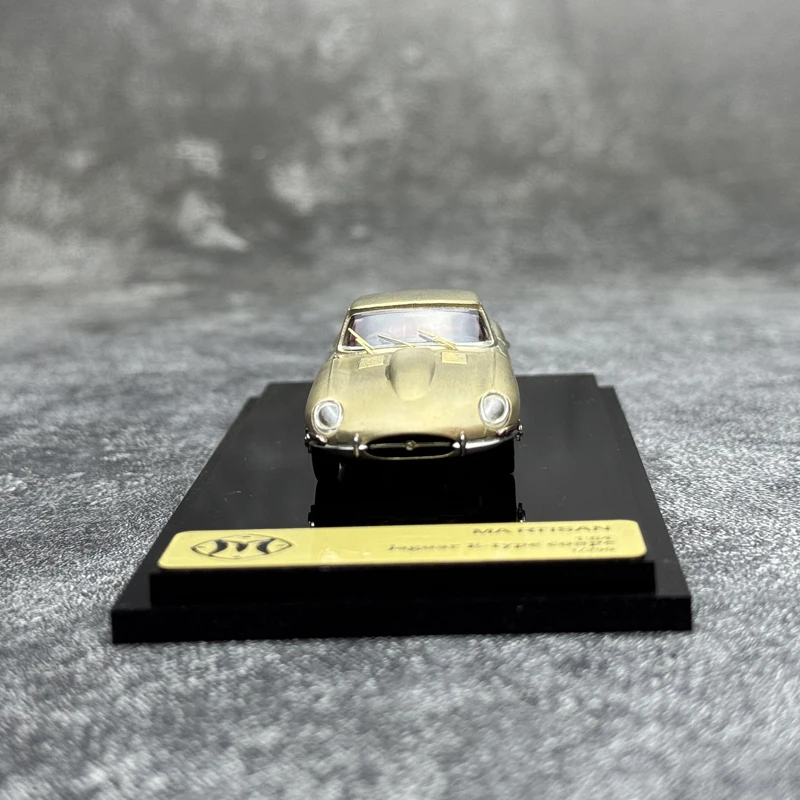 Jaguar E-Type Coupe 1:64 Diecast Model 2 Jaguar E-Type Coupe 1:64 Diecast Model - Image 2