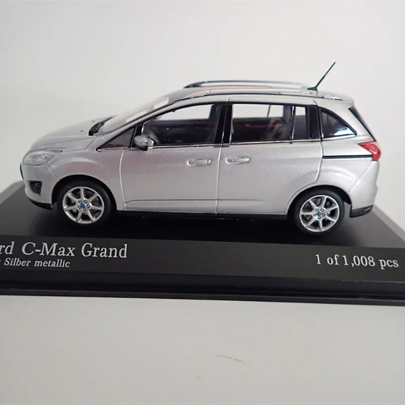 Ford C-Max Grand 1:43 Die-Cast Model Replica 3 Ford C-Max Grand 1:43 Die-Cast Model Replica - Image 3