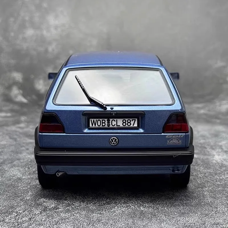 1:18 Scale Vintage Volkswagen Golf Model 6 1:18 Scale Vintage Volkswagen Golf Model - Image 6