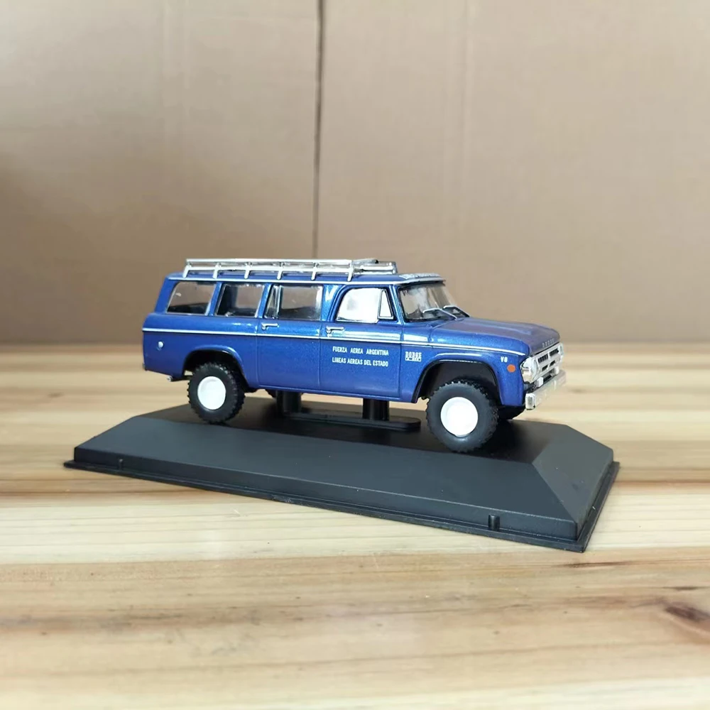 1972 Dodge D-200 Miniature Collectible Model 1 1972 Dodge D-200 Miniature Collectible Model