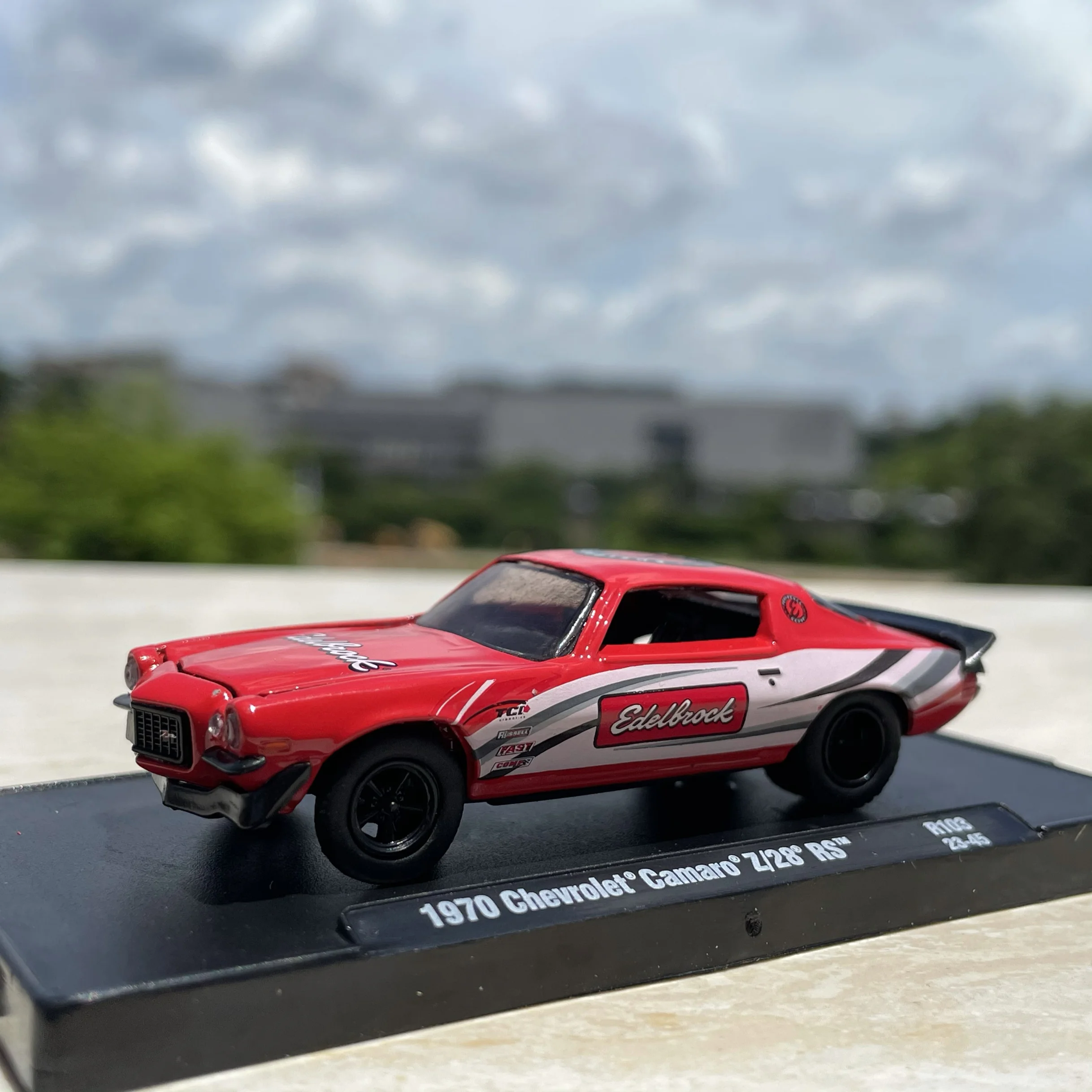 1970 Chevrolet Camaro Z/28 RS Diecast Model 4 1970 Chevrolet Camaro Z/28 RS Diecast Model - Image 4