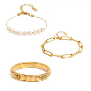 Sfe02b8cc123e4e4389b7d3c82524efd7j