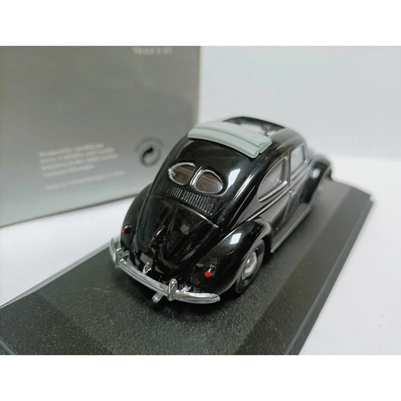 Vintage Alloy Car Model 1:43 Scale Ornament 3 Vintage Alloy Car Model 1:43 Scale Ornament - Image 3