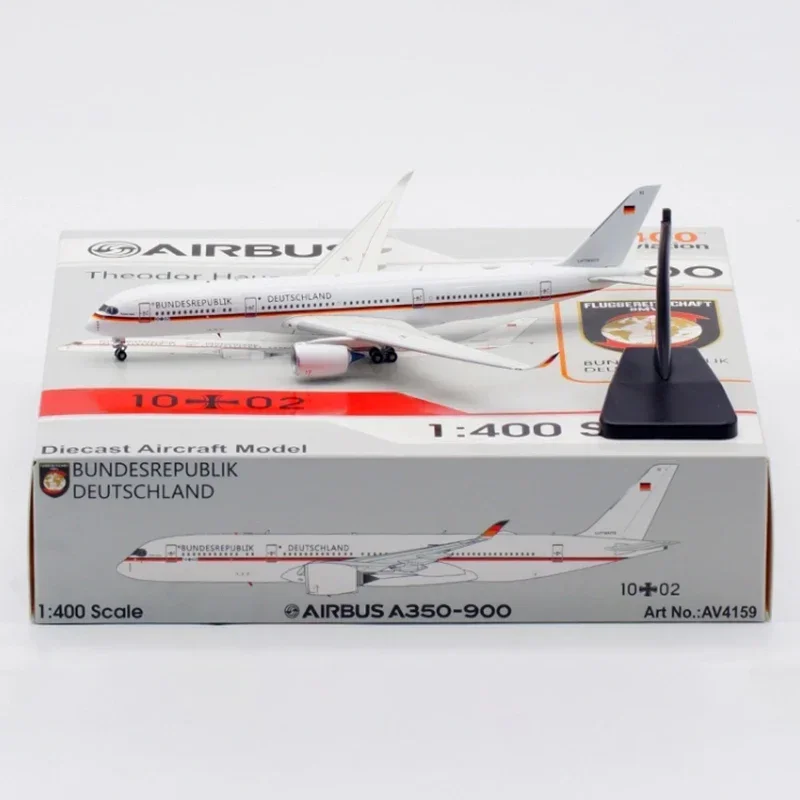 Airbus A350-900 Diecast Model 1:400 Scale 5 Airbus A350-900 Diecast Model 1:400 Scale - Image 5
