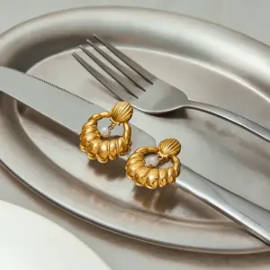 Gold Stainless Steel Shell Earrings 10 Sfe96f309515f49b7b26e0f579aa92af7t