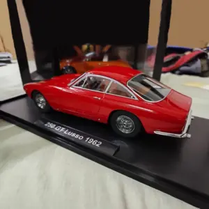 1962 Ferrari 250 GT Lusso 1/18 Diecast Model 8 Sfead0bae394243d992376b0f2c93ed5bO