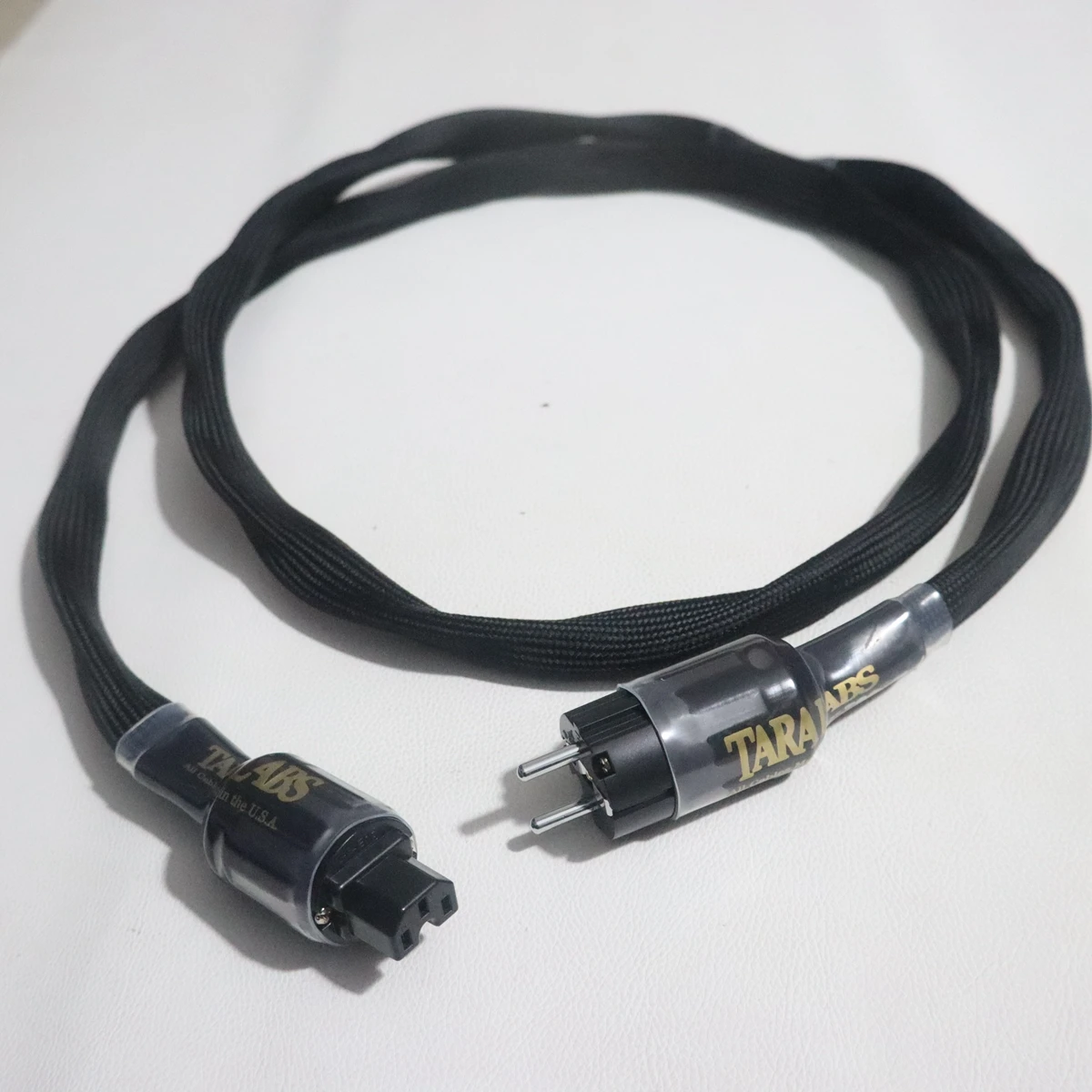 Apollo 8N Pure Copper Power Cable for Audio 3 Apollo 8N Pure Copper Power Cable for Audio - Image 3