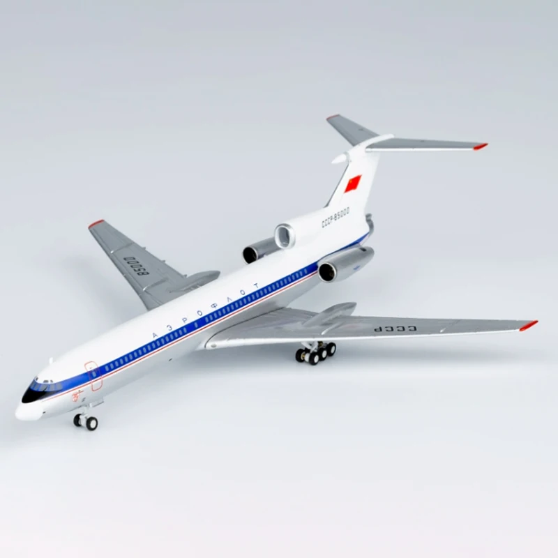 Tupolev Tu-154 Model Airplane 1/400 Scale 4 Tupolev Tu-154 Model Airplane 1/400 Scale - Image 4