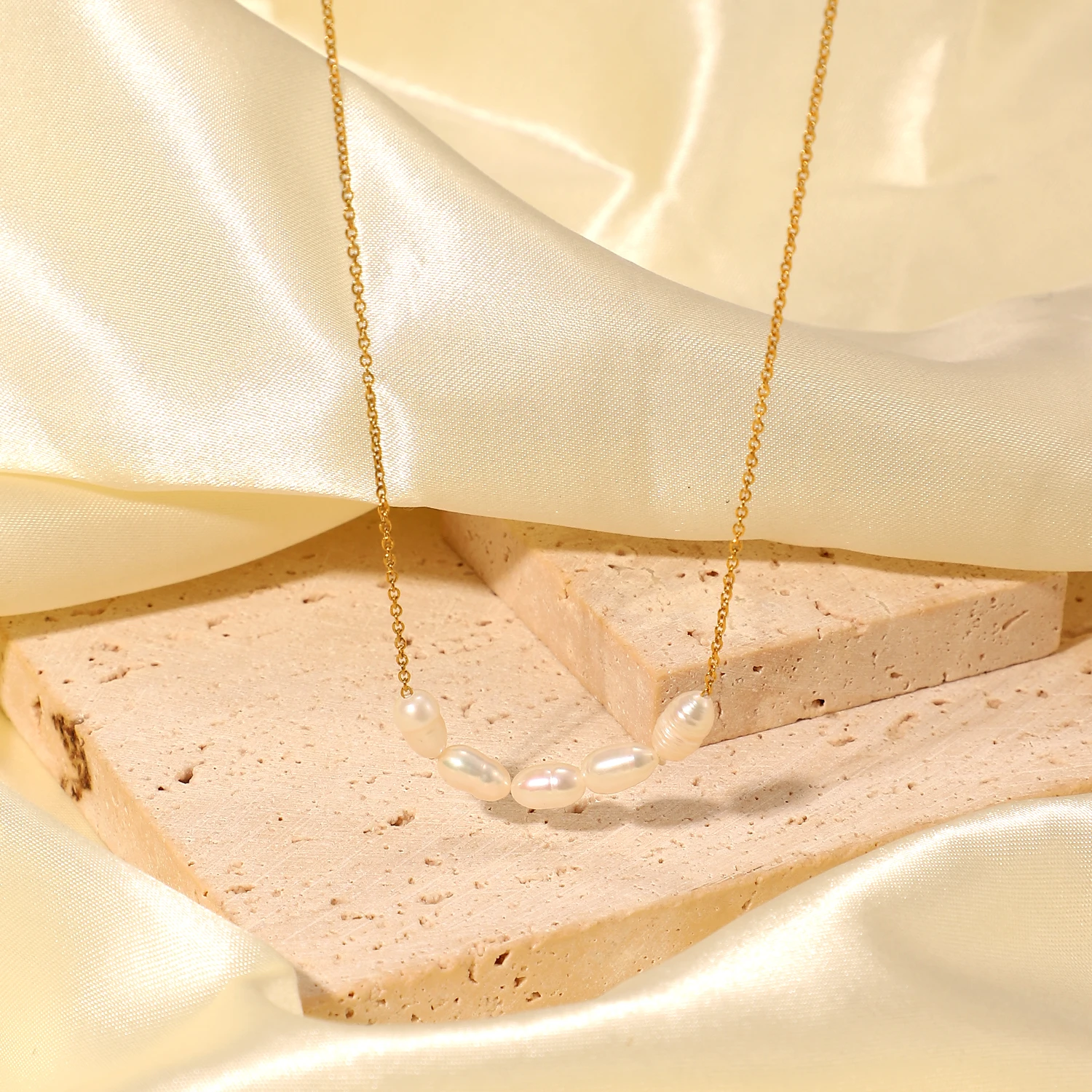 Elegant Stainless Steel Pearl Necklace for Women 2 Elegant Stainless Steel Pearl Necklace for Women - Image 2