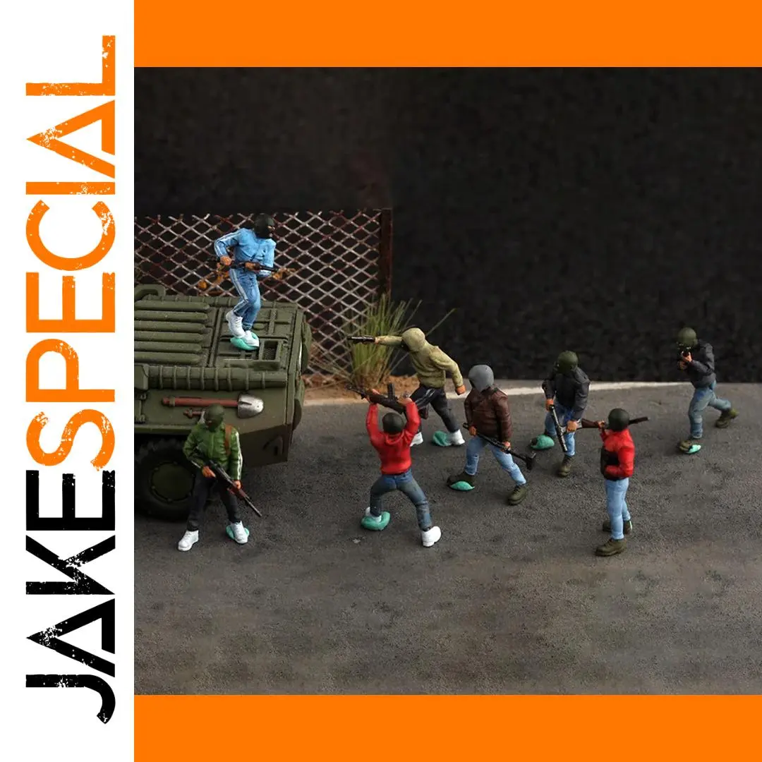 Resin Battlefield Scene with Tank and Bandits 1 Resin Battlefield Scene with Tank and Bandits