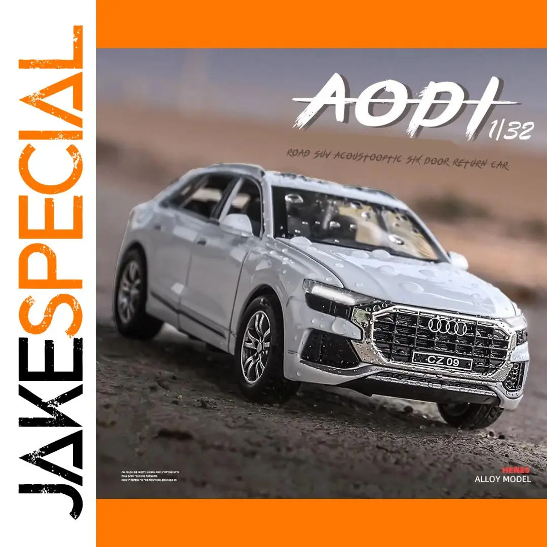1:32 Scale Q8 SUV Diecast Model 1 1:32 Scale Q8 SUV Diecast Model