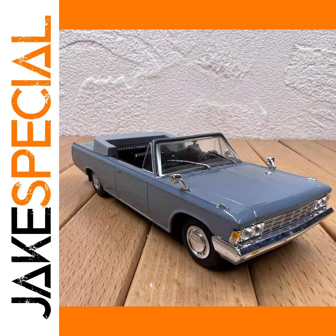 Vintage ZIL 117B Diecast Model 1:43 Scale 1 Vintage ZIL 117B Diecast Model 1:43 Scale