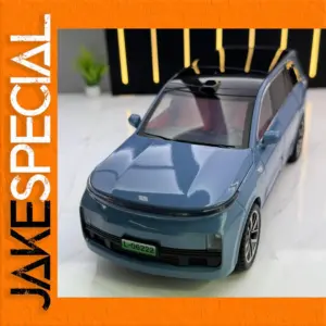 Futuristic 1:24 Scale Diecast SUV Model