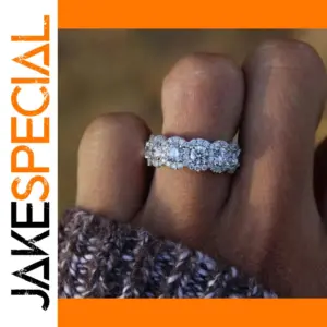 Elegant Geometric Women's Ring in Silver or Gold