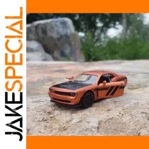 Diecast Dodge Hellcat Challenger SRT 1:64 Scale