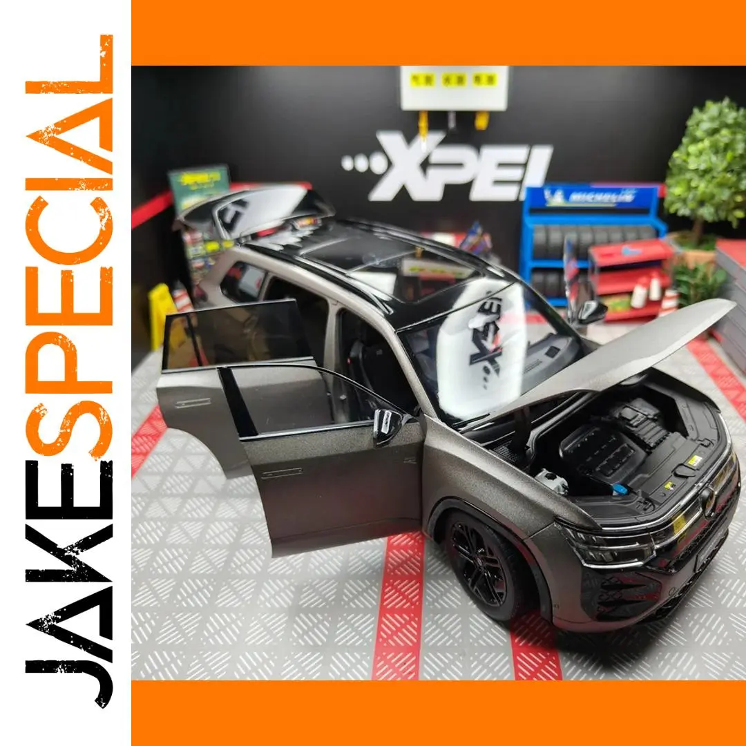 1:18 Scale VW Teramont Pro SUV Diecast Model 1 1:18 Scale VW Teramont Pro SUV Diecast Model