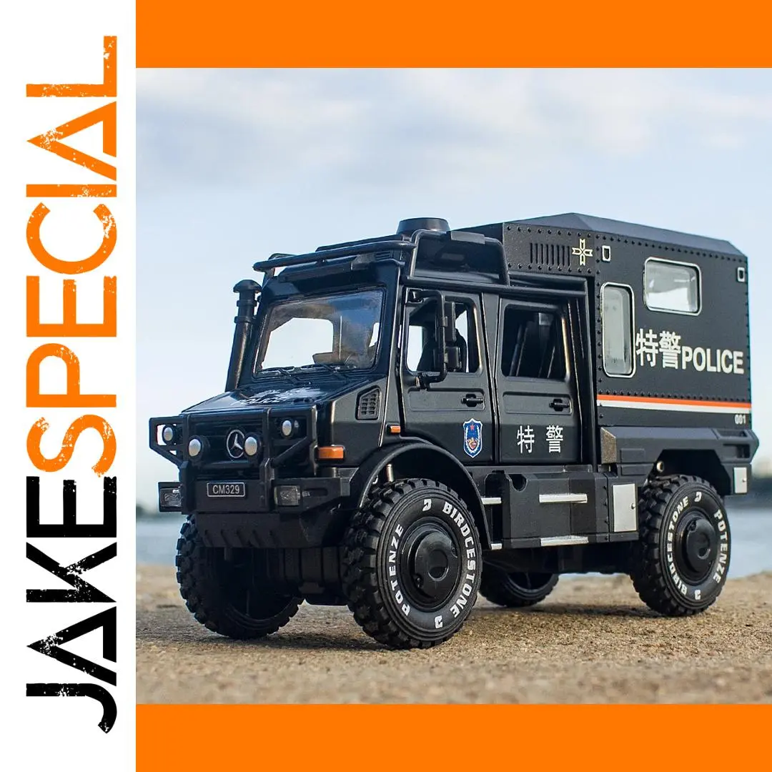 UNIMOG U4000 Off-Road Diecast Model 1:28 Scale 1 UNIMOG U4000 Off-Road Diecast Model 1:28 Scale