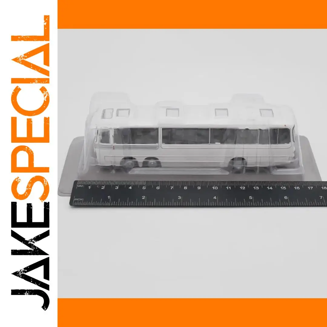 British Vintage Bus Model 1/72 Scale Collectible 1 British Vintage Bus Model 1/72 Scale Collectible
