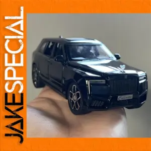 Black Rolls Royce Cullinan 1:32 Scale Diecast Model