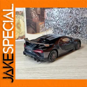 Bugatti Chiron 1:18 Diecast Model in Black, Blue, or Yellow