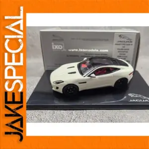 White Jaguar 1:43 Diecast Model Car