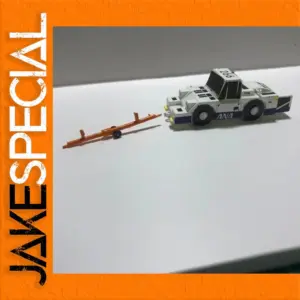 ANA All Nippon Airways 1:200 Model Tractor with Trailer