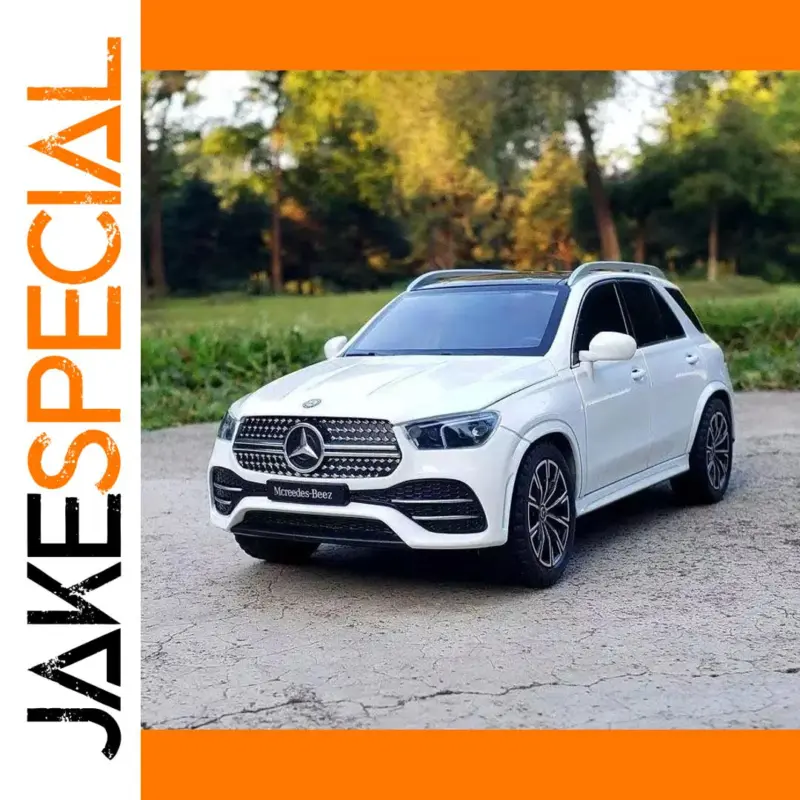 Discover the Elegance of the Mercedes-Benz GLE 1:24 Diecast Model Car 1 df1b160a3951430e8c0fe0c4 product image