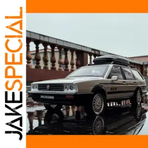 1:32 Scale Santana Avant Station Wagon Model