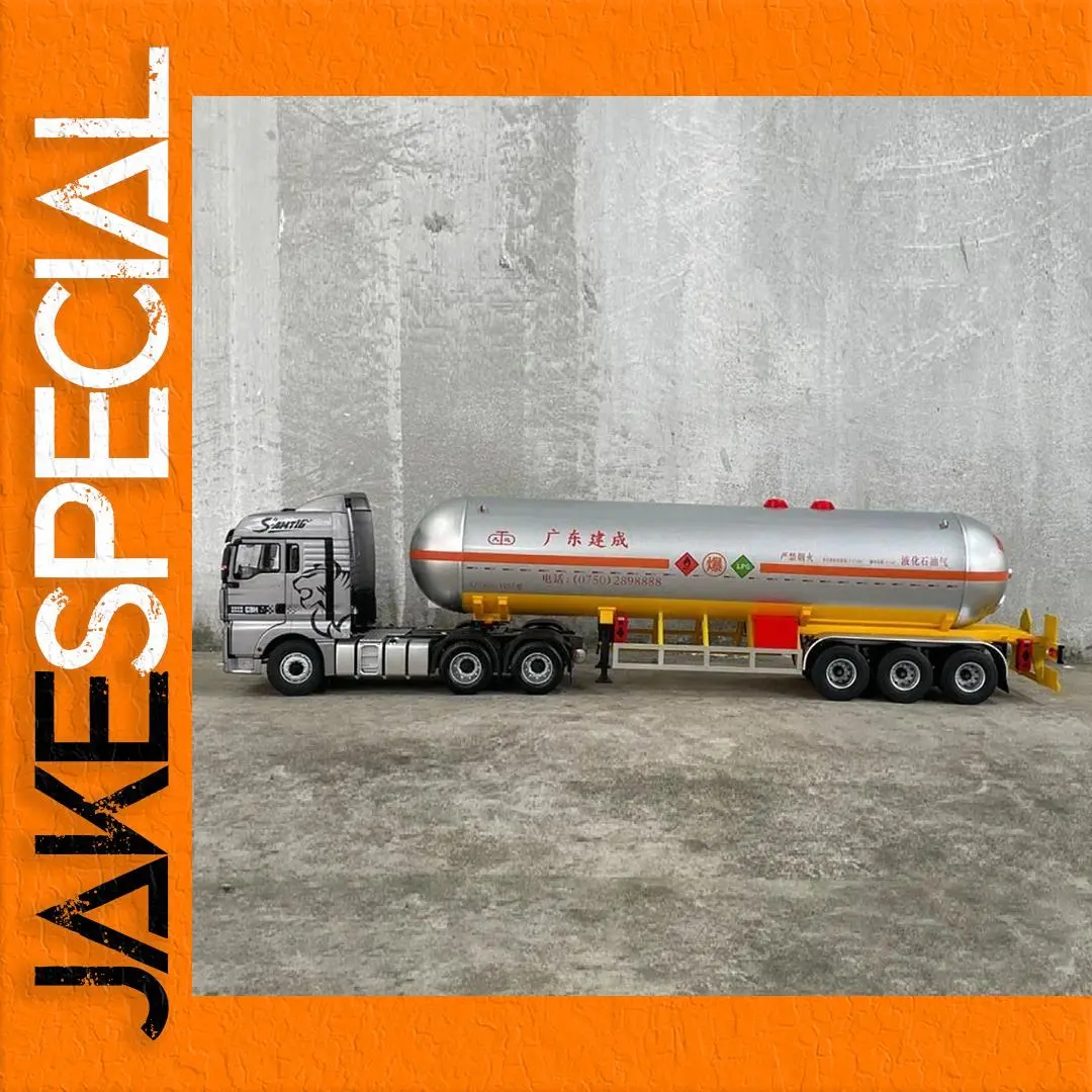 Diecast 1:24 LPG Tanker Model for Collectors 1 Diecast 1:24 LPG Tanker Model for Collectors