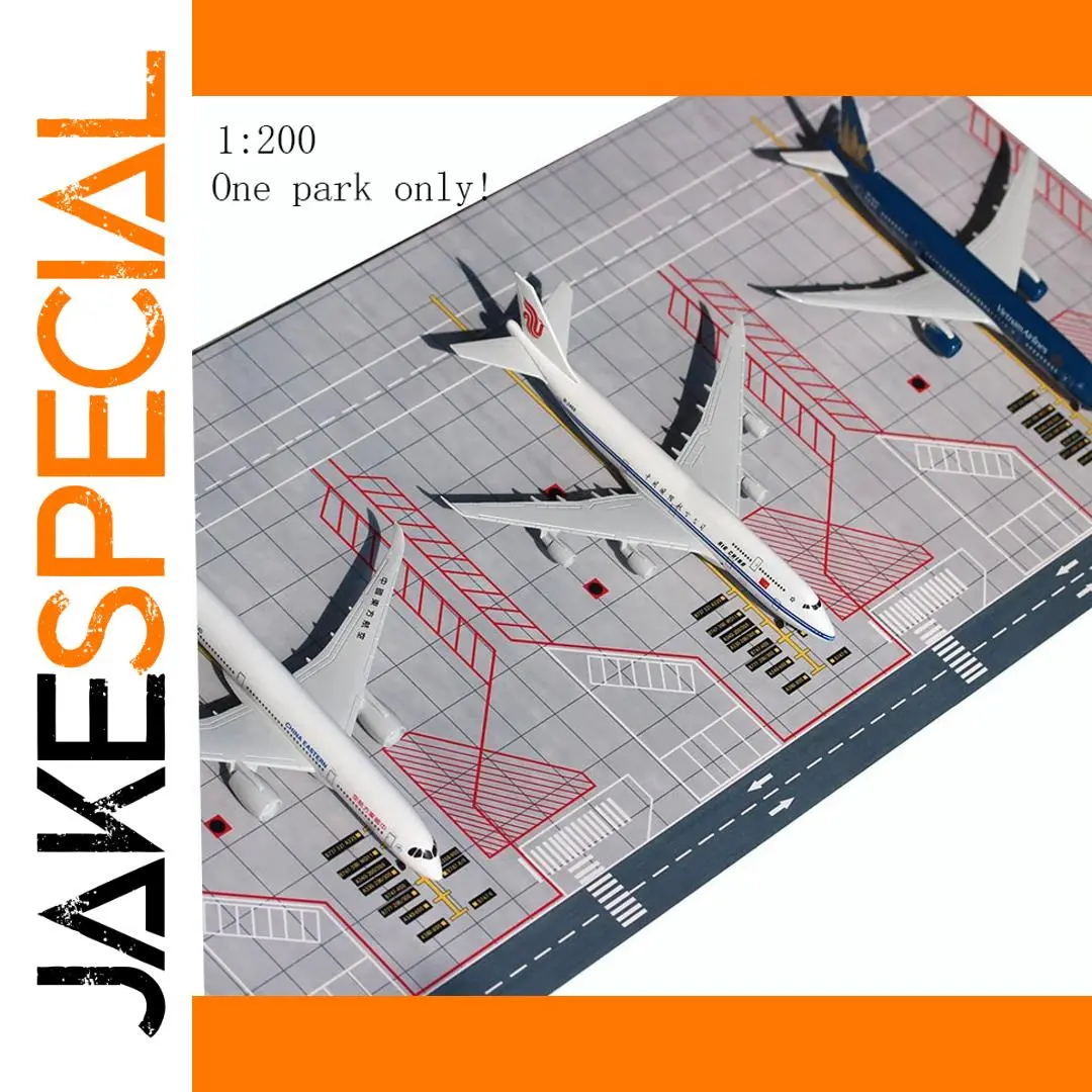 1/200 Scale Airport Runway Scene Model 1 1/200 Scale Airport Runway Scene Model
