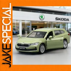 Vibrant Green Škoda Superb Miniature Model 1:43 Scale