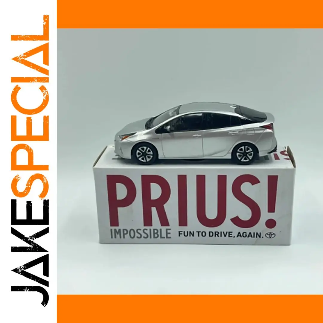 1/30 Scale Toyota Prius Diecast Model 1 1/30 Scale Toyota Prius Diecast Model