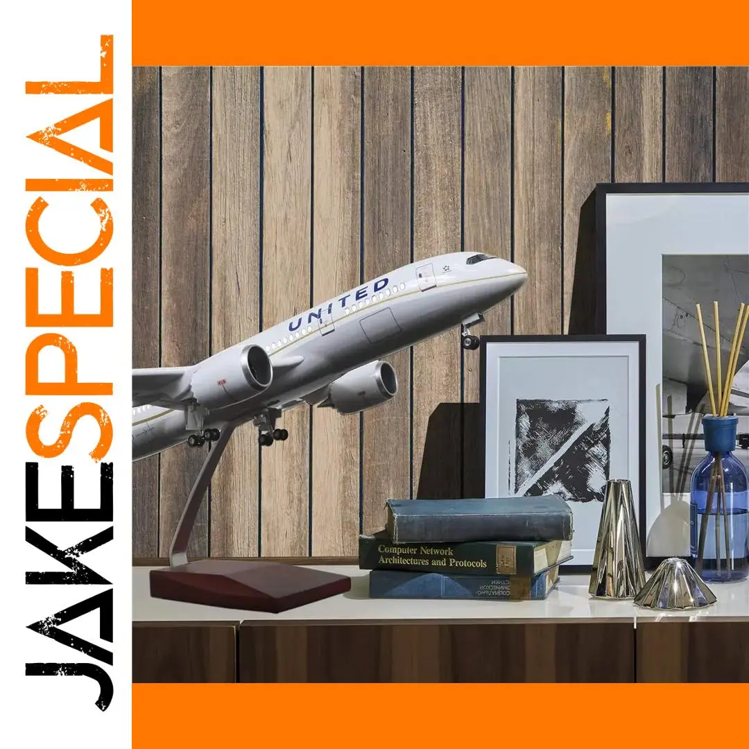 United Airlines Boeing B787 Model 1:130 Scale 1 United Airlines Boeing B787 Model 1:130 Scale