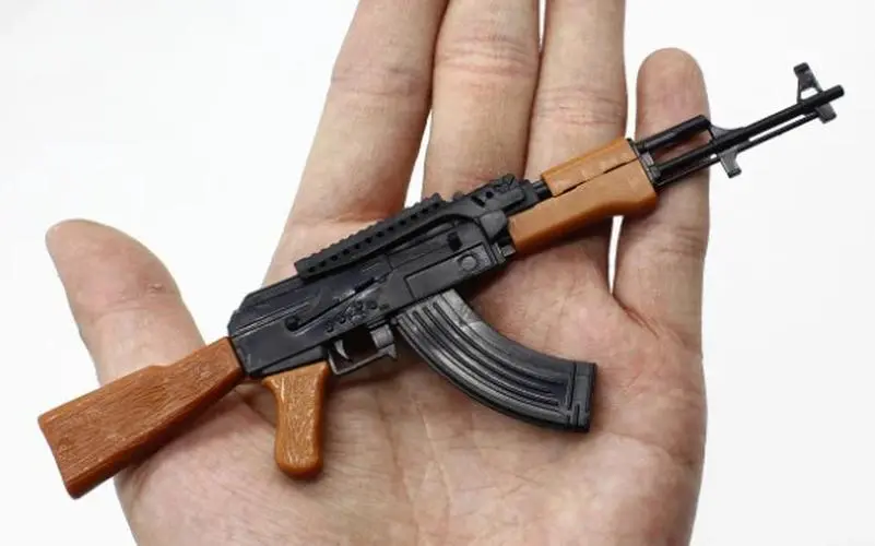 Realistic 1/6 Scale AK47 Model for Collectors 6 Realistic 1/6 Scale AK47 Model for Collectors - Image 6