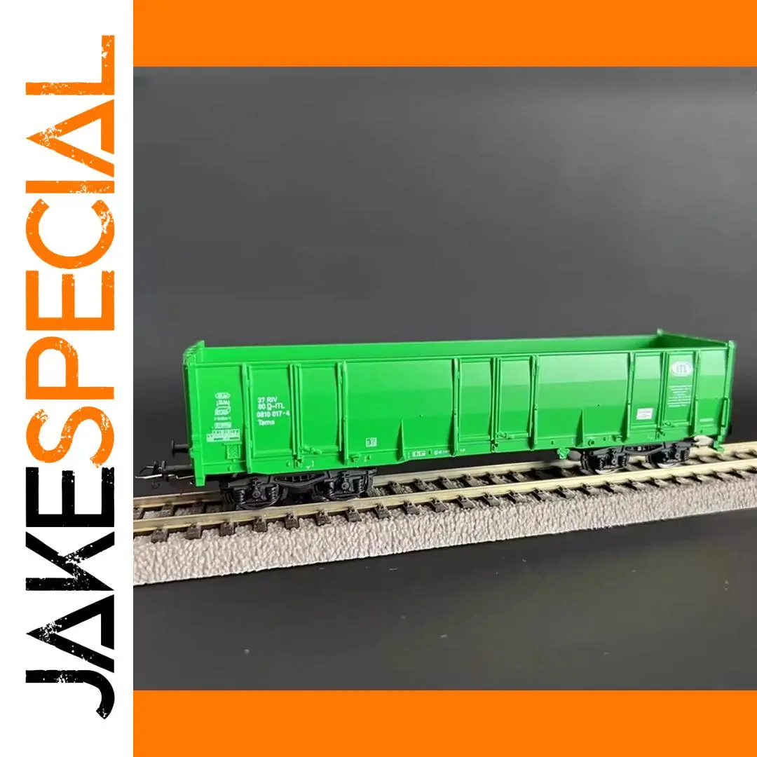 Vibrant Green HO Freight Car from PIKO 1 Vibrant Green HO Freight Car from PIKO