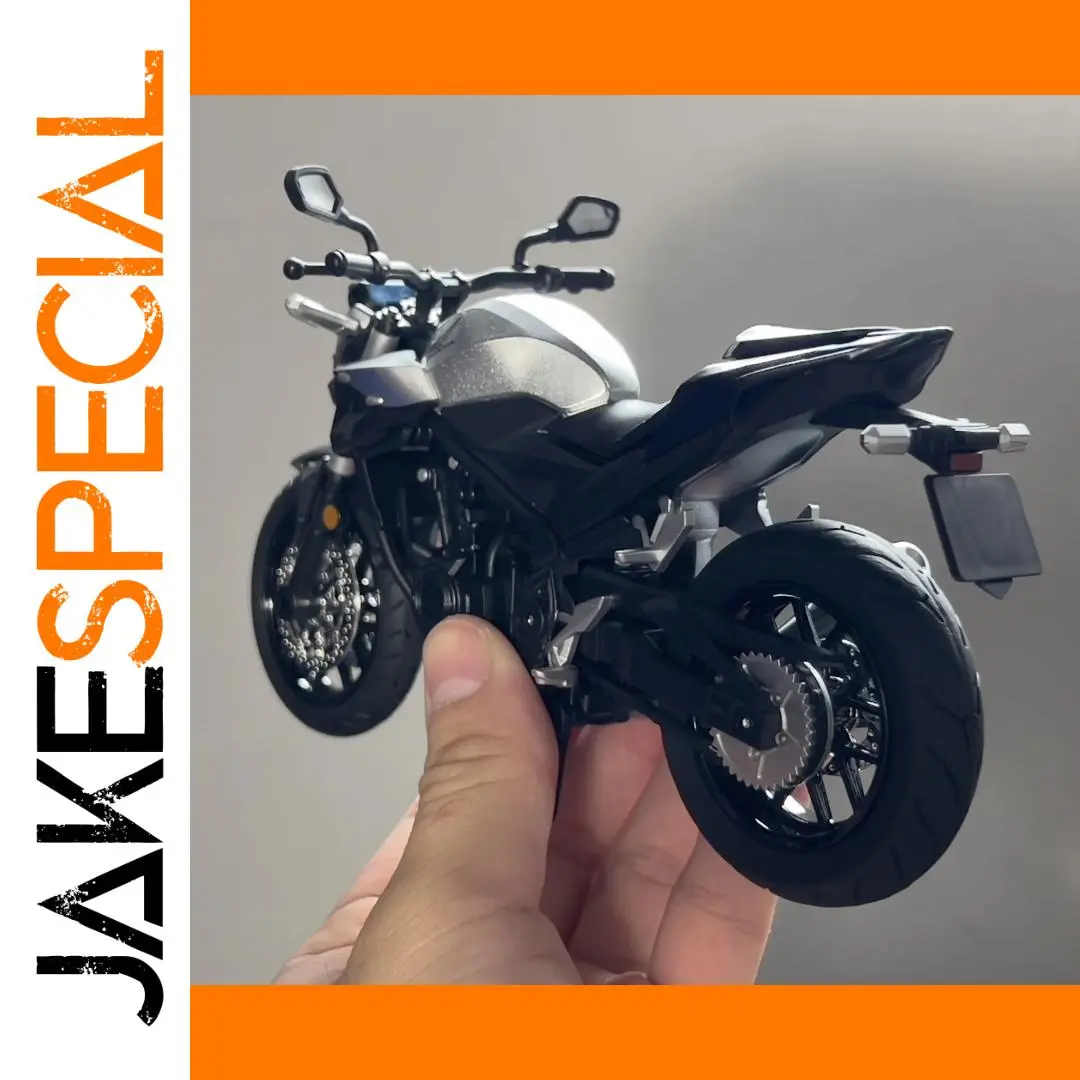 Honda CB400F Miniature Diecast Motorcycle 1:12 Scale 1 Honda CB400F Miniature Diecast Motorcycle 1:12 Scale