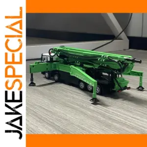 Miniature Concrete Pump Truck Model 1:50 Scale