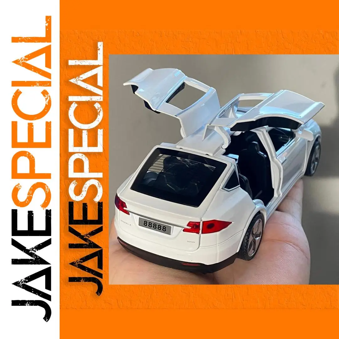 White 1:32 Scale Tesla Model X Diecast SUV 1 White 1:32 Scale Tesla Model X Diecast SUV