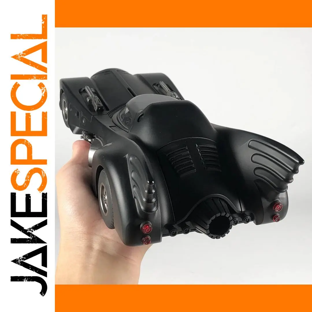 1:18 Scale Diecast Batman Batmobile Model 1 1:18 Scale Diecast Batman Batmobile Model