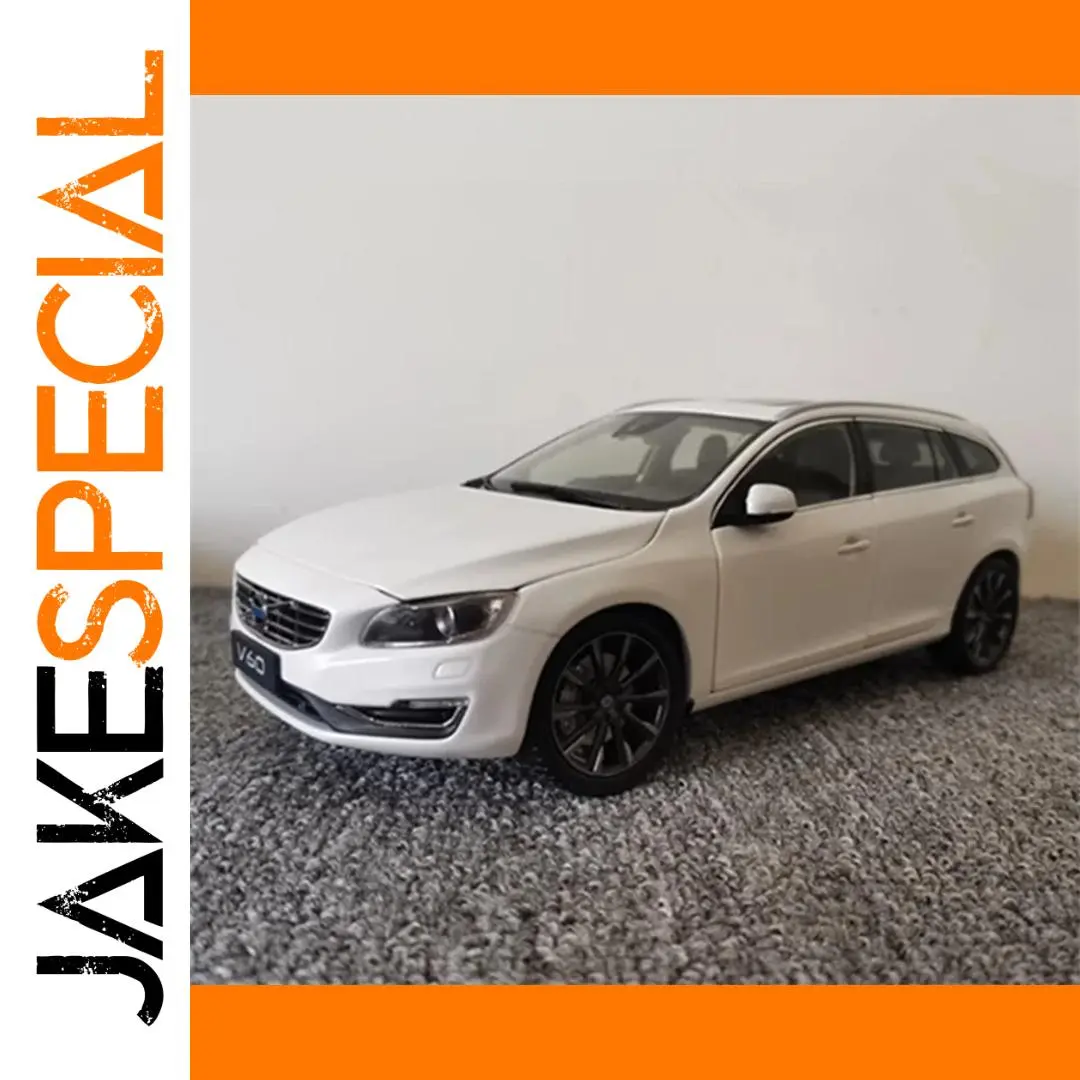 2015 V40 SUV Scale Model by WELLY 1 2015 V40 SUV Scale Model by WELLY